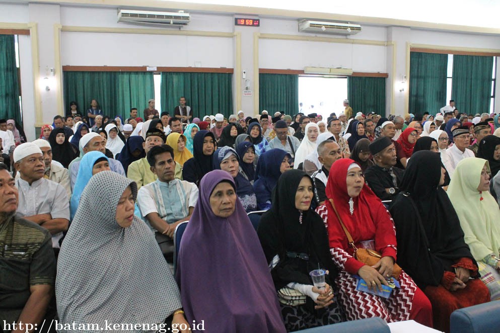 Ratusan Jamaah Haji Batam Ikuti Manasik Perdana Tingkat Kota