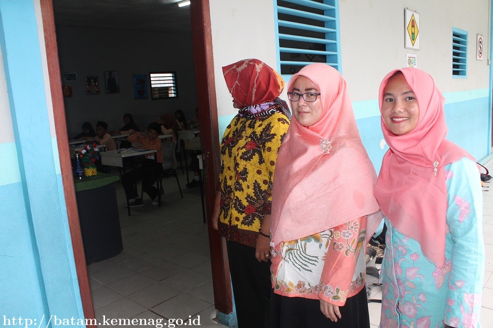 Kasubag TU Kemenag Batam Pantau Pelaksanaan USBN Di MI Tarbiyyatul Hidayah