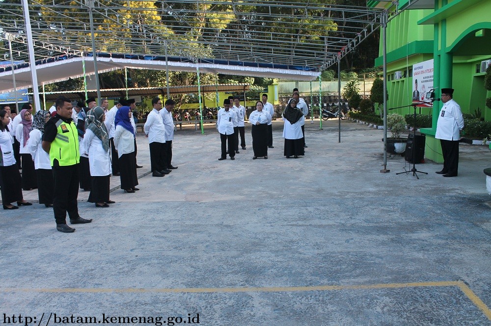 Jangan Menjadi Tamu Di Rumah Sendiri