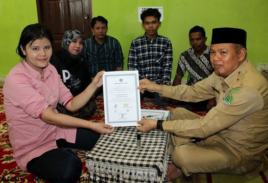 Ucapkan 2 Kalimat Syahadat, Riski Nataria Limbong Sah Jadi Muslim