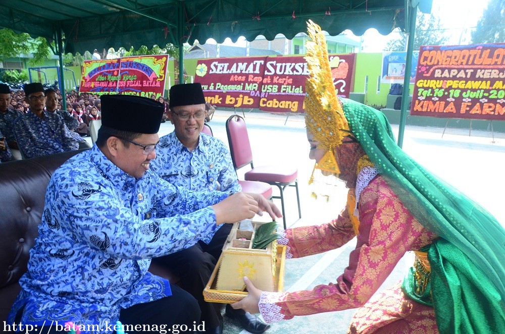 Madrasah Aliyah (MA) USB Filial Batam Menggelar Rapat Kerja Guru dan Pegawai, TP. 2019 ? 2020