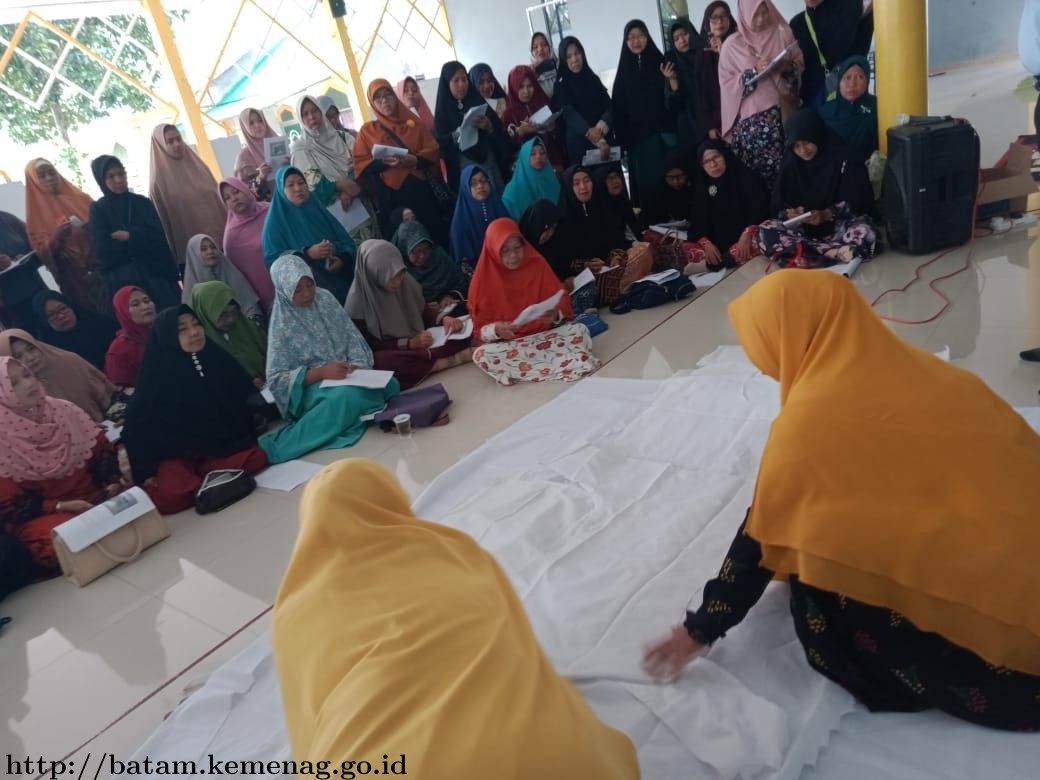 Puluhan Ibuk Ibuk Majlis Taklim