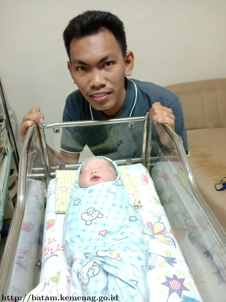 Anak Pertama Fiqih dan Sarah Telah Lahir, Jenis Kelaminnya Laki Laki