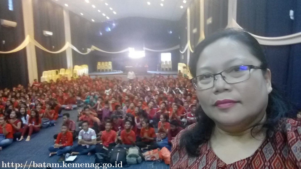 Ratusan Siswa Siswi Kristiani SD Negeri dan Swasta Se Kecamatan Batu Aji Ikuti Doa Bersama