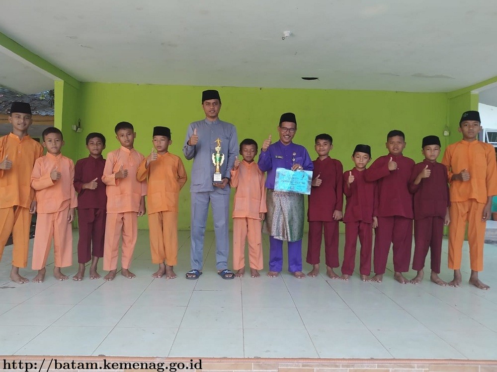Team Futsal MIN 2 Batam Raih Juara 1 Turnamen Planet Futsal Pelajar Se Kota Batam 2020