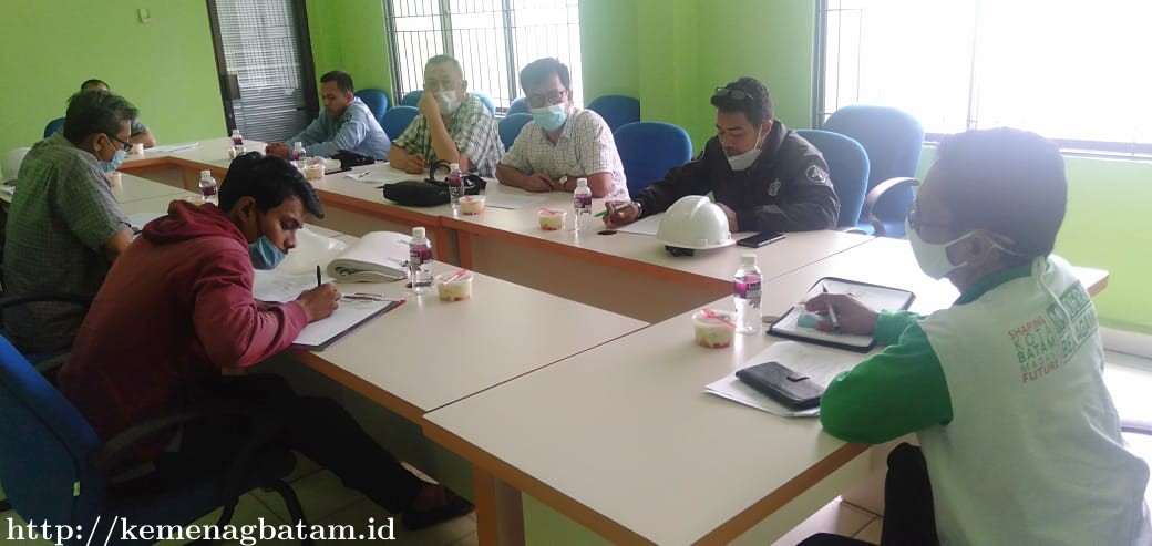 Rapat Progres Pembangunan PLHUT dan Gedung BaLai Nikah dan Manasik Haji Kecamatan Sekupang Memasuki Pekan ke 13