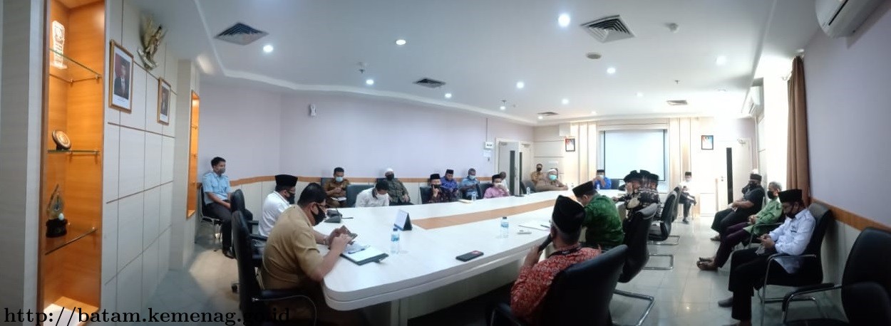 Mari Bersatu, Bergandengan Tangan Melawan Covid-19