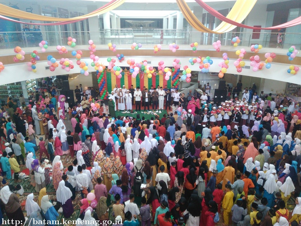 Kunci Sukses Sesorang Salah Satunya Menyantuni Anak Yatim