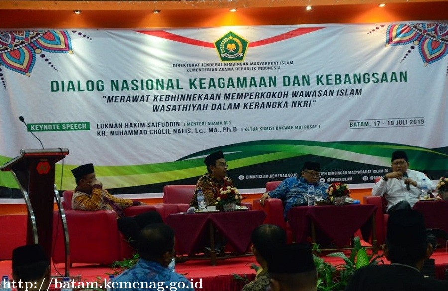 Kita Harus Bijak, Harus Bisa Membedakan Antara Mengkritisi Dan Membenci