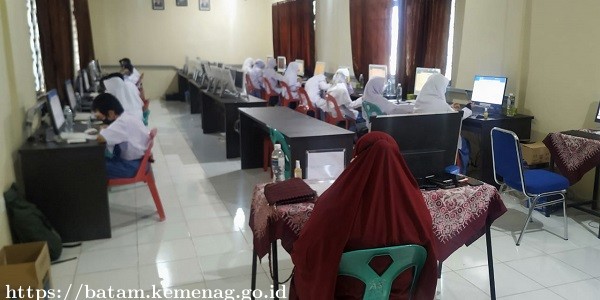 8 Siswa MAN Batam Lolos KSN Tingkat Kota