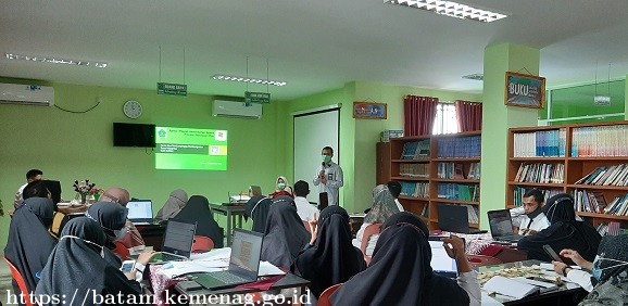 Kanwil Kemenag Kepri Laksanakan Pendampingan dalam Pembangunan ZI MAN Batam
