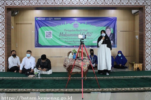 Peringatan Maulid Nabi Muhammad SAW 1443 Hijriyah di MAN Batam