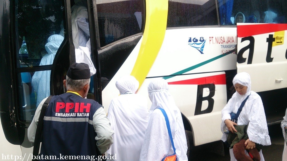 Pagi Ini 175 Jamaah Batam Berangkat Ke Saudi