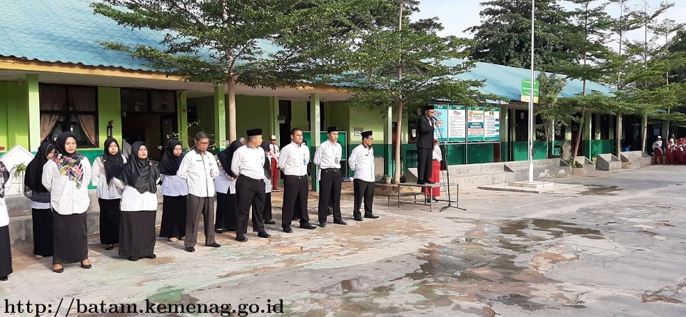 Jadi Pembina Apel, Anggota DPRD Siap Terima Aspirasi