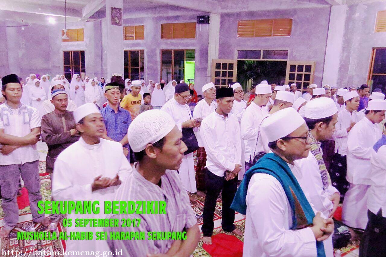 Sekupang Berdzikir Sempena Perayaan Idul Adha